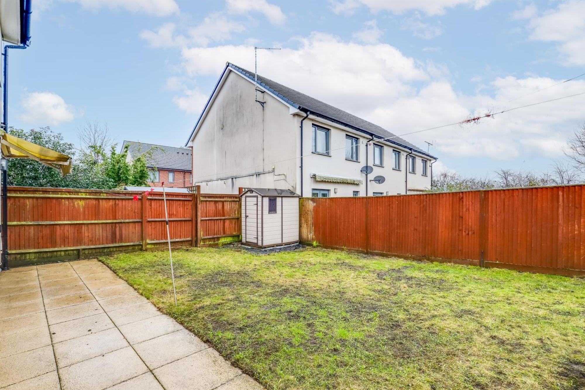 3 Bedroom Detached House Free Car Park Close To Town Airport Luton  Exterior foto